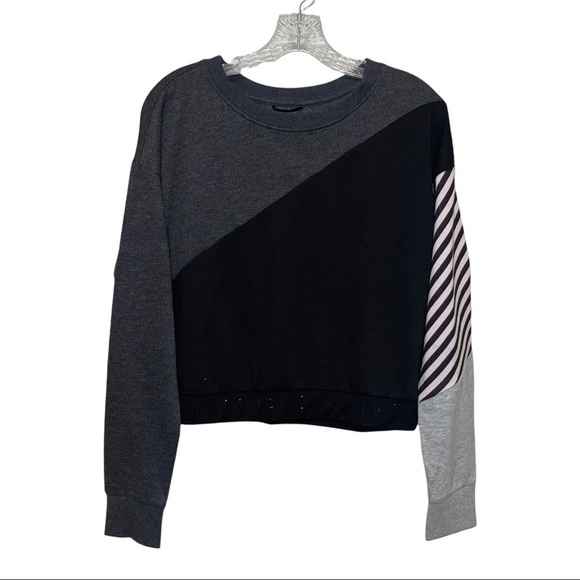 Victoria's Secret Tops - NWT Victoria Secret Women Top Size S